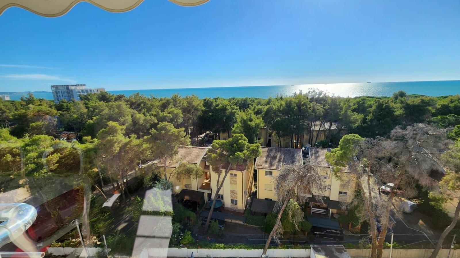 Apartment 2 Bedroom With Sea View *